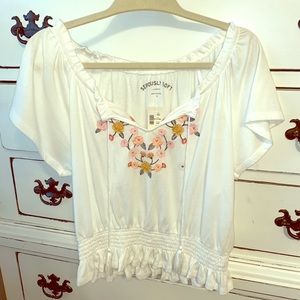 AMERICAN EAGLE SHIRT NEW WITH TAGS NEVER BEEN WORN